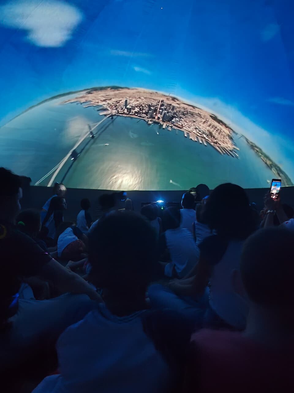Planetário imersivo